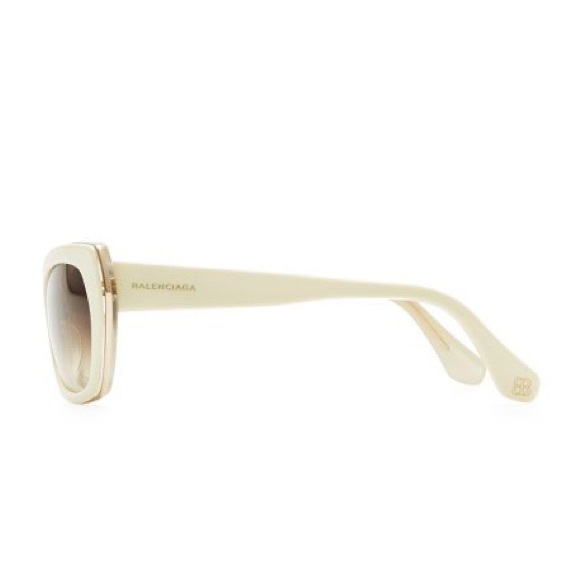 HOST PICK🎉 [Balenciaga] Cat Sunglasses BA 6 24F White - Picture 3 of 11
